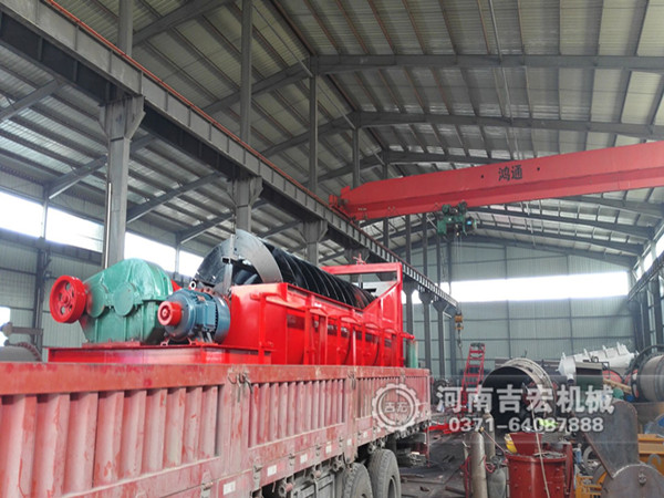 螺旋洗石機(jī)、移動(dòng)輸送機(jī)發(fā)往東北