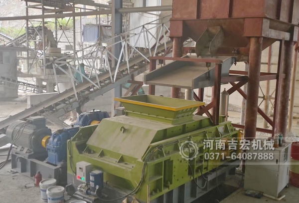對(duì)輥制砂機(jī) vs 錘破 vs 沖擊破,碎沙制砂誰(shuí)更強(qiáng)？實(shí)測(cè)對(duì)比！